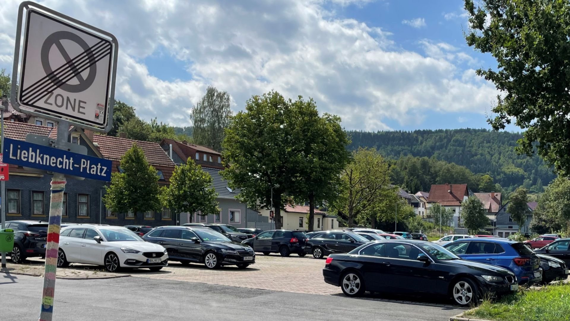 Parkplatz 50m entfernt